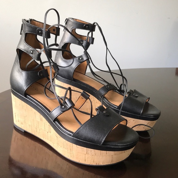 Coach New York 7.5M OpenToe gladiator platforms - Picture 1 of 8